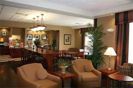 Hampton Inn Elkhorn Lake Geneva Area