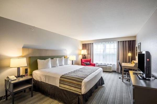 Country Inn & Suites by Radisson Fond du Lac WI