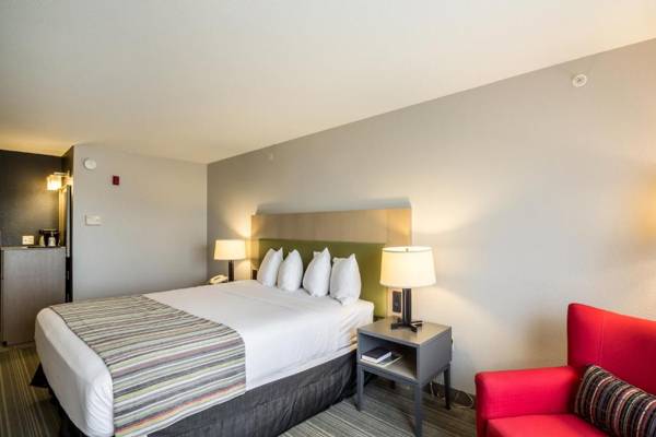 Country Inn & Suites by Radisson Fond du Lac WI