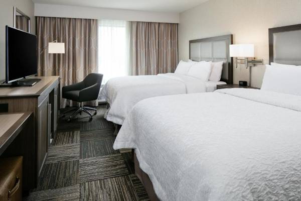 Hampton Inn & Suites-Hudson Wisconsin