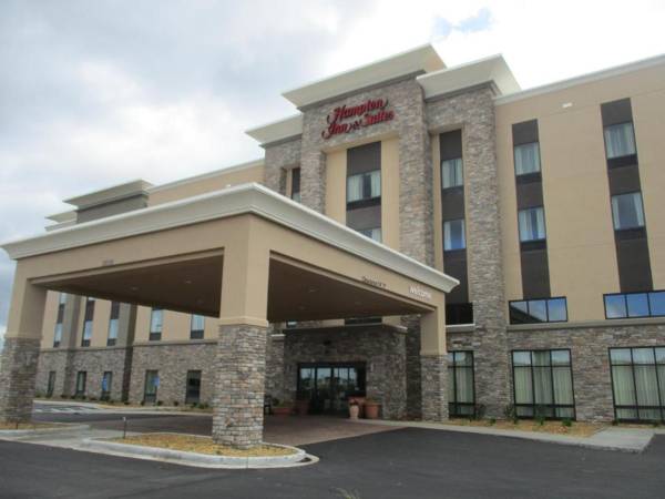 Hampton Inn & Suites-Hudson Wisconsin