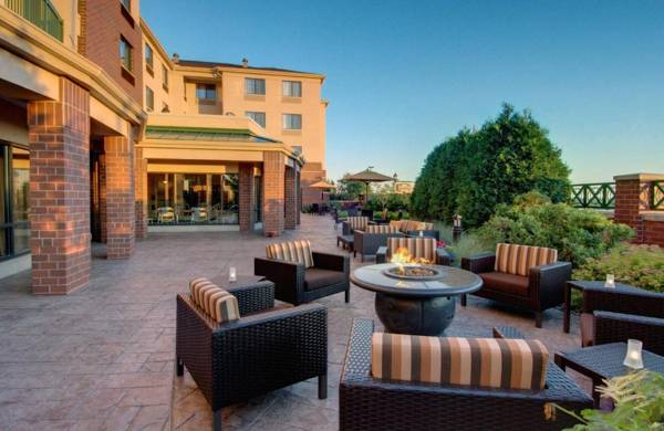 Courtyard by Marriott Madison East