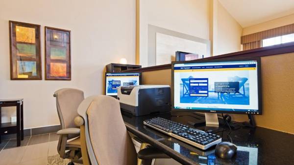 Best Western West Towne Suites