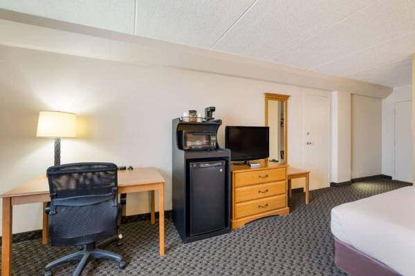 Workspace - Best Western Riverfront Inn