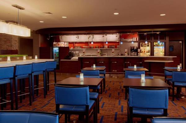 Courtyard by Marriott Madison West / Middleton