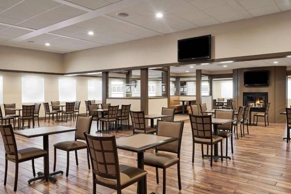 Best Western Plus Milwaukee Airport Hotel & Conference Center