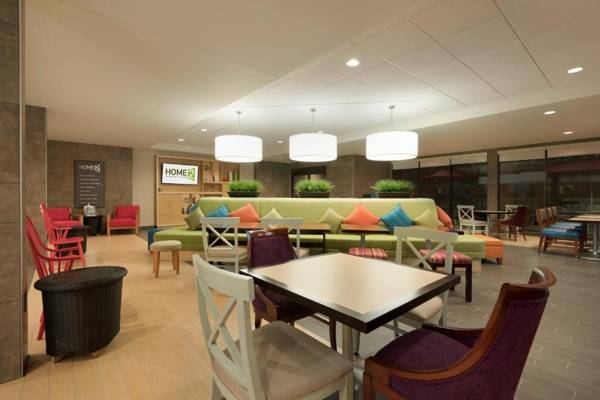 Home2 Suites by Hilton Milwaukee Airport