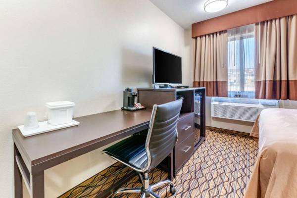 Workspace - Quality Inn