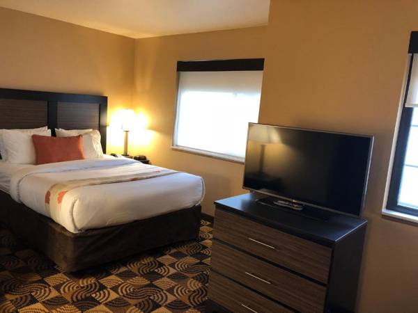 Hawthorn Suites By Wyndham Oak Creek/Milwaukee Airport