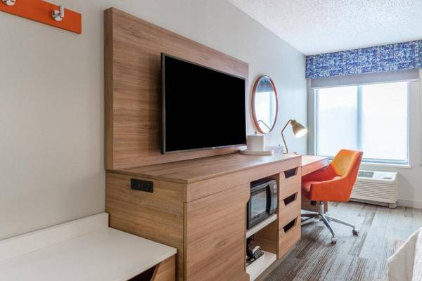 Workspace - Hampton Inn La Crosse/Onalaska