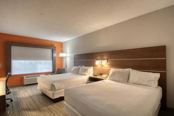 Holiday Inn Express Hotel & Suites Oshkosh - State Route 41 an IHG Hotel