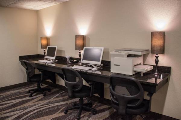 Workspace - Cobblestone Suites - Oshkosh