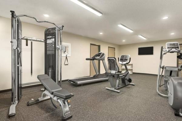 Country Inn & Suites by Radisson Platteville WI