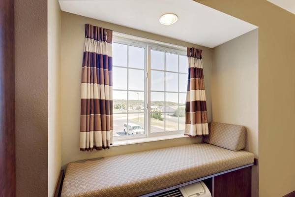 Microtel Inn & Suites by Wyndham Prairie du Chien