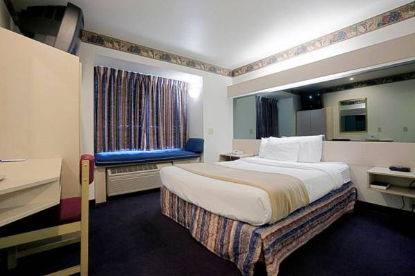 Americas Best Value Inn & Suites Racine