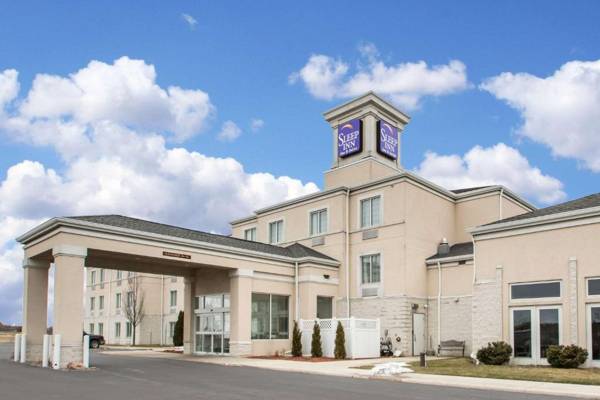 Sleep Inn & Suites Sheboygan I-43