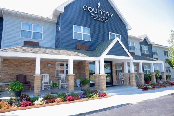 Country Inn & Suites by Radisson Sparta WI