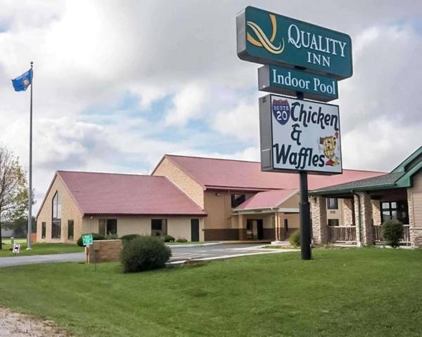 Quality Inn -Sturtevant