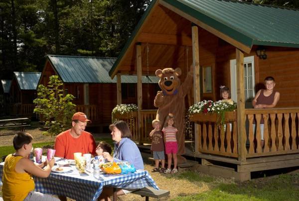 Yogi Bear's Jellystone Park Camp-Resort Wisconsin Dells