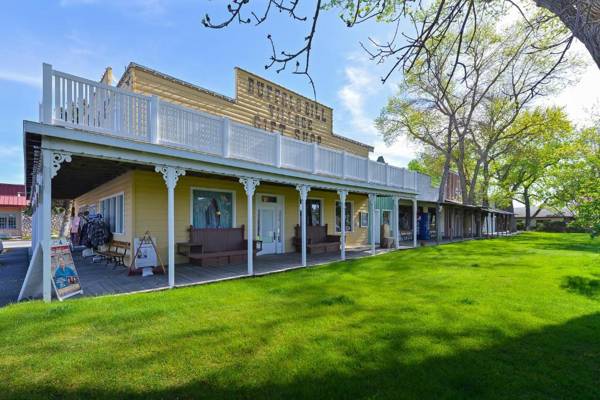 Buffalo Bill Cabin Village