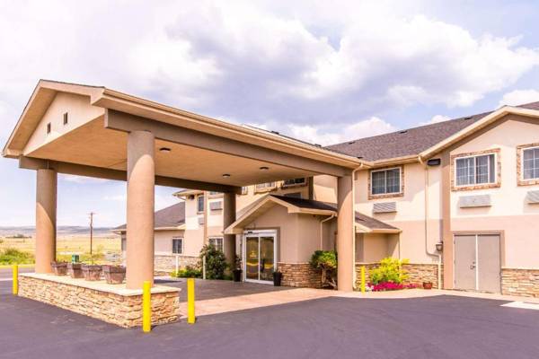 Quality Inn & Suites - University