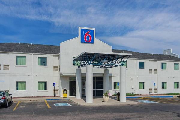 Motel 6-Wheatland WY