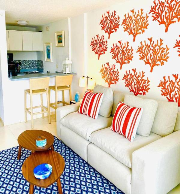 KASA Los Corales Studio for 2 POOL BEACH PARKING