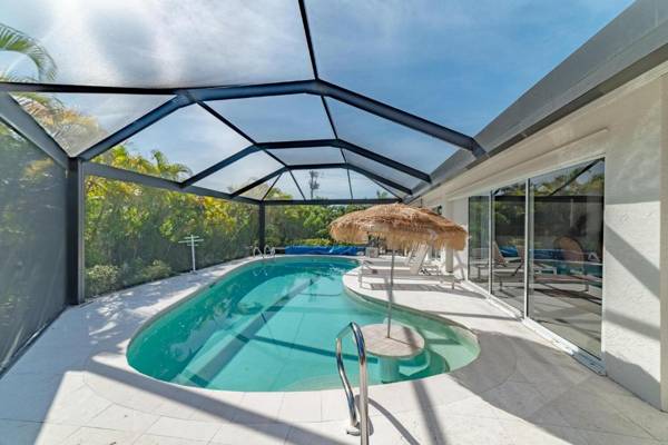 Pool Home on Canal Close to Beach Popular Lamplighter Area!!