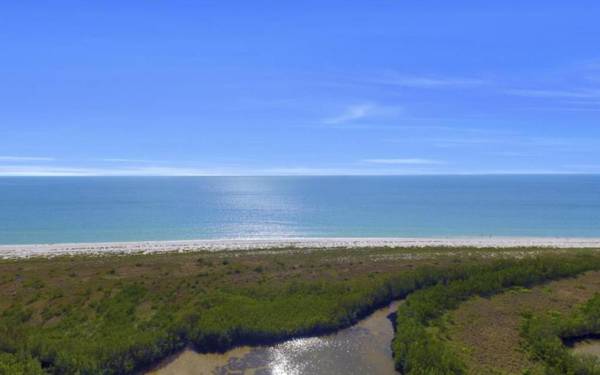 South Seas Tower 4 702