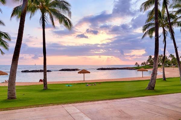 Spacious Fourth Floor Villa with Pool View - Ocean Tower at Ko Olina Beach Villas Resort