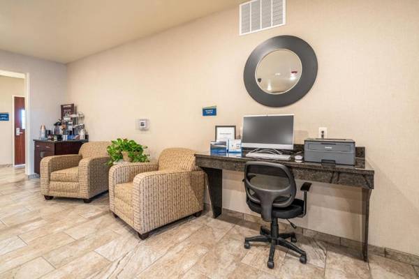 Workspace - Cobblestone Hotel & Suites - Newport