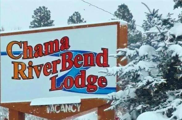 Chama River Bend Lodge