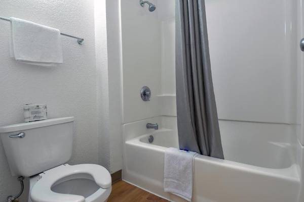 Motel 6-Chino CA - Los Angeles Area