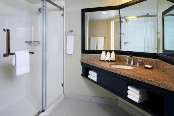 Embassy Suites Los Angeles - International Airport/North