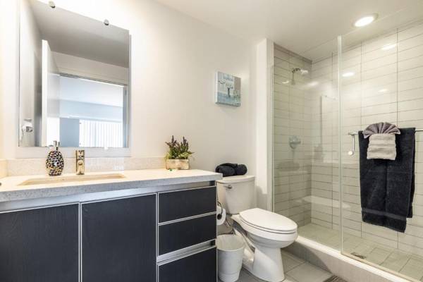 Heaven on Hollywood Furnished Apartments