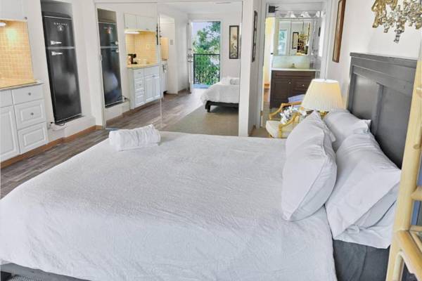 Secret Stairs Apt Hollywood Hills