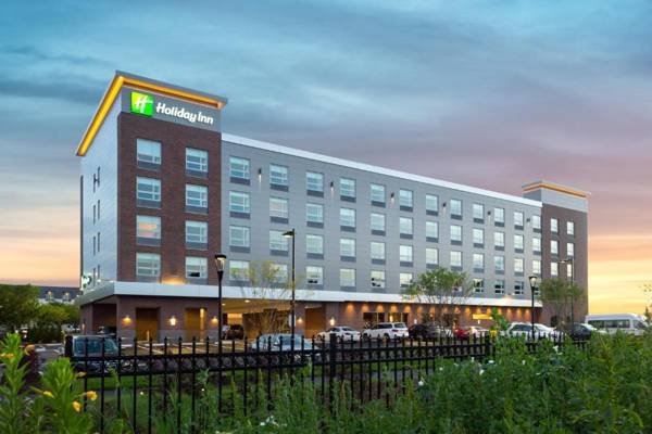 Holiday Inn Boston Logan Airport - Chelsea an IHG Hotel