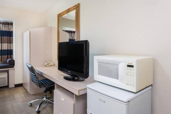 Workspace - Microtel Inn & Suites By Wyndham Ste. Genevieve