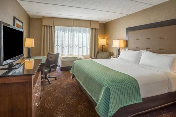 Workspace - Holiday Inn South Kingstown-Newport Area an IHG Hotel