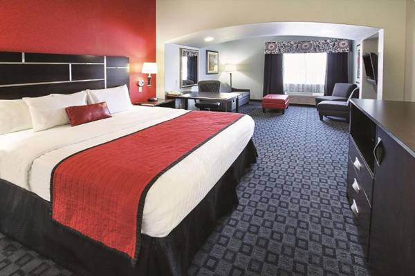 La Quinta Inn & Suites by Wyndham South Dallas - Hutchins