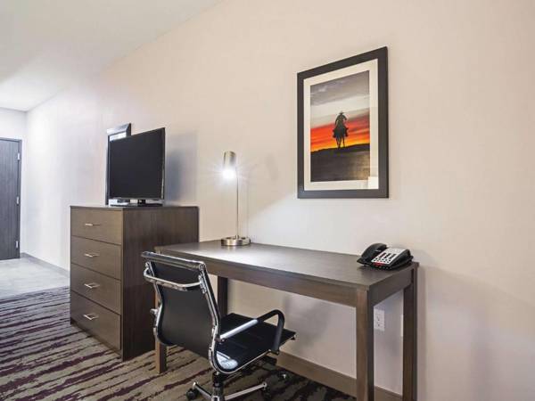 Workspace - La Quinta by Wyndham Dallas - Wylie