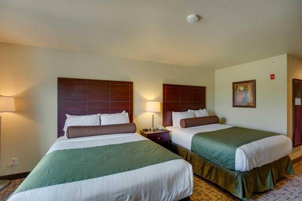 Cobblestone Inn & Suites - Clintonville