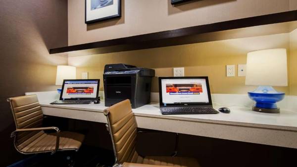 Workspace - Best Western Plus Taft Inn