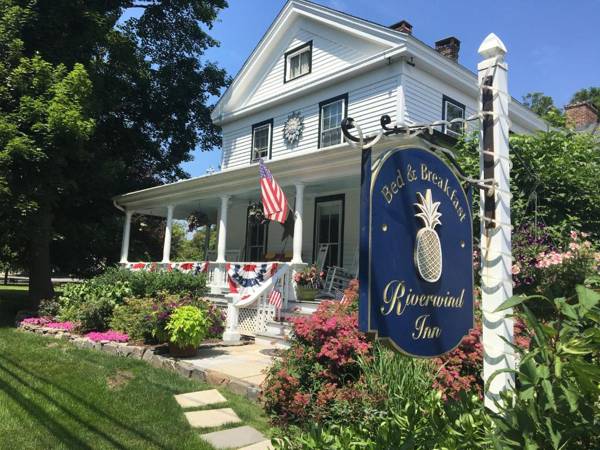 Riverwind Inn Bed and Breakfast