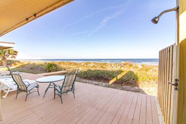 Hunter's Haven 2 Bedrooms Sleeps 6 Ocean Front Pet Friendly