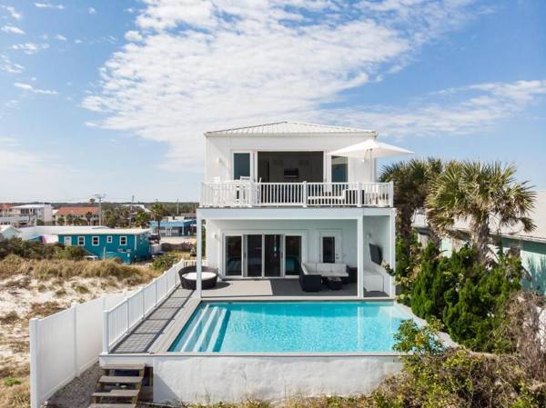 Beach Dream 7 Bedrooms Beach Front Private Heated Pool WiFi Sleeps 16