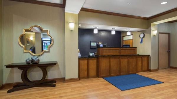 Best Western Legacy Inn & Suites Beloit/South Beloit