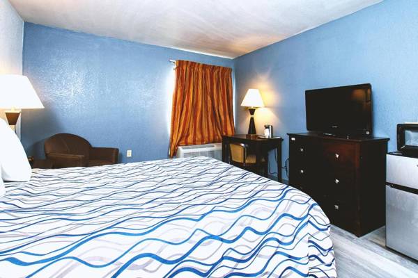 Coratel Inn & Suites by Jasper Park city - Wichita North