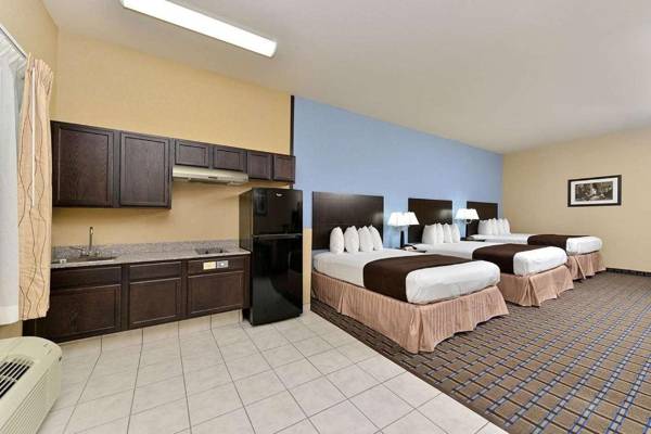 Western Inn & Suites