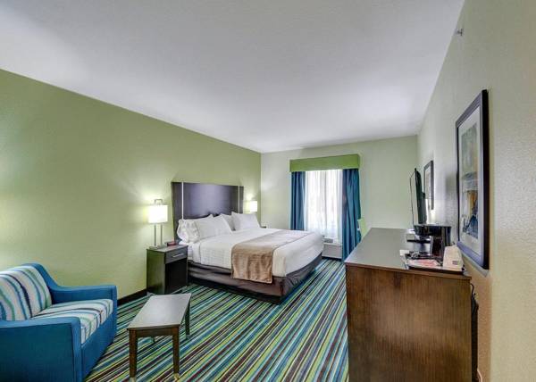 Holiday Inn Express Carrizo Springs